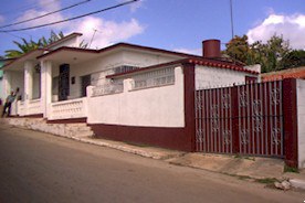 casa templo de santería, de Fredesbinda Rosel Rosel (Madruga)